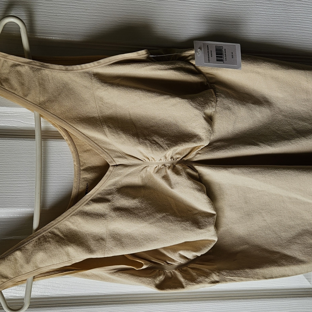 Avenue Body Cream Sleeveless Top